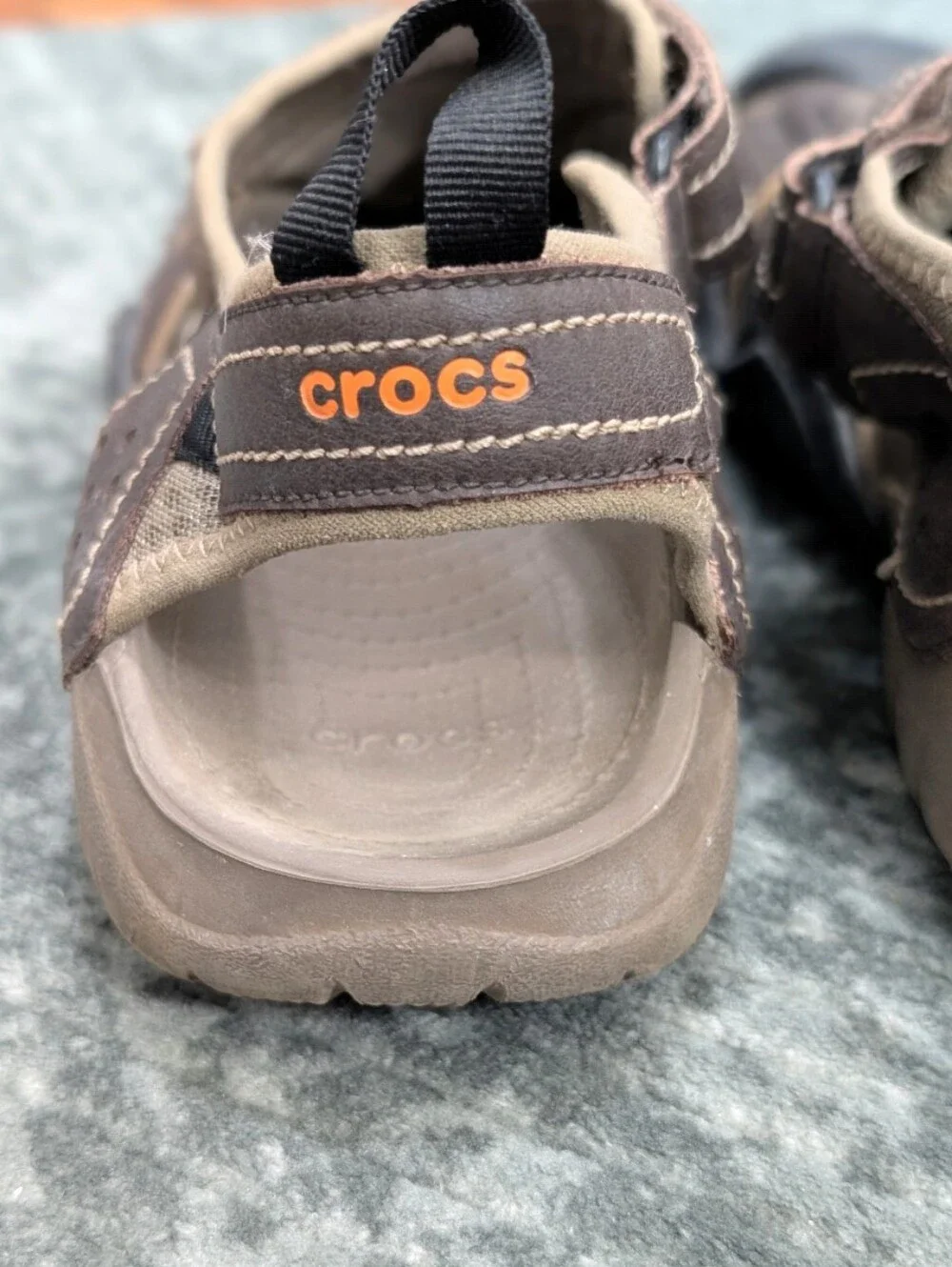 Crocs Swiftwater Fisherman Sandals Mens Sz 10 Brown Leather 204562 Hiking Trail